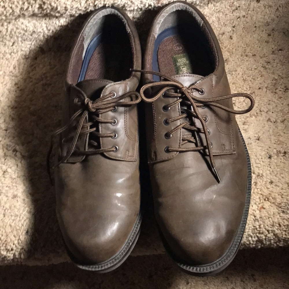 WIDE WIDTH MENS ORIGINAL RUGGED OUTBACK          SIZE 13 1/2 wide